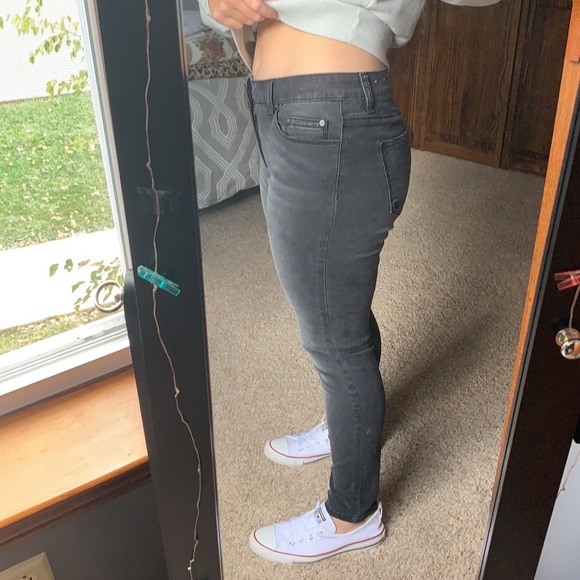 🌻black skinny jeans! - Picture 2 of 6